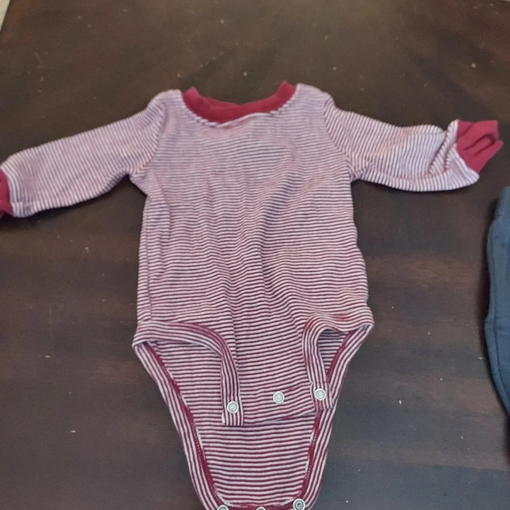 Carter’s 3-Piece Animal Vest Set in Size 3 Month - Picture 4 of 6